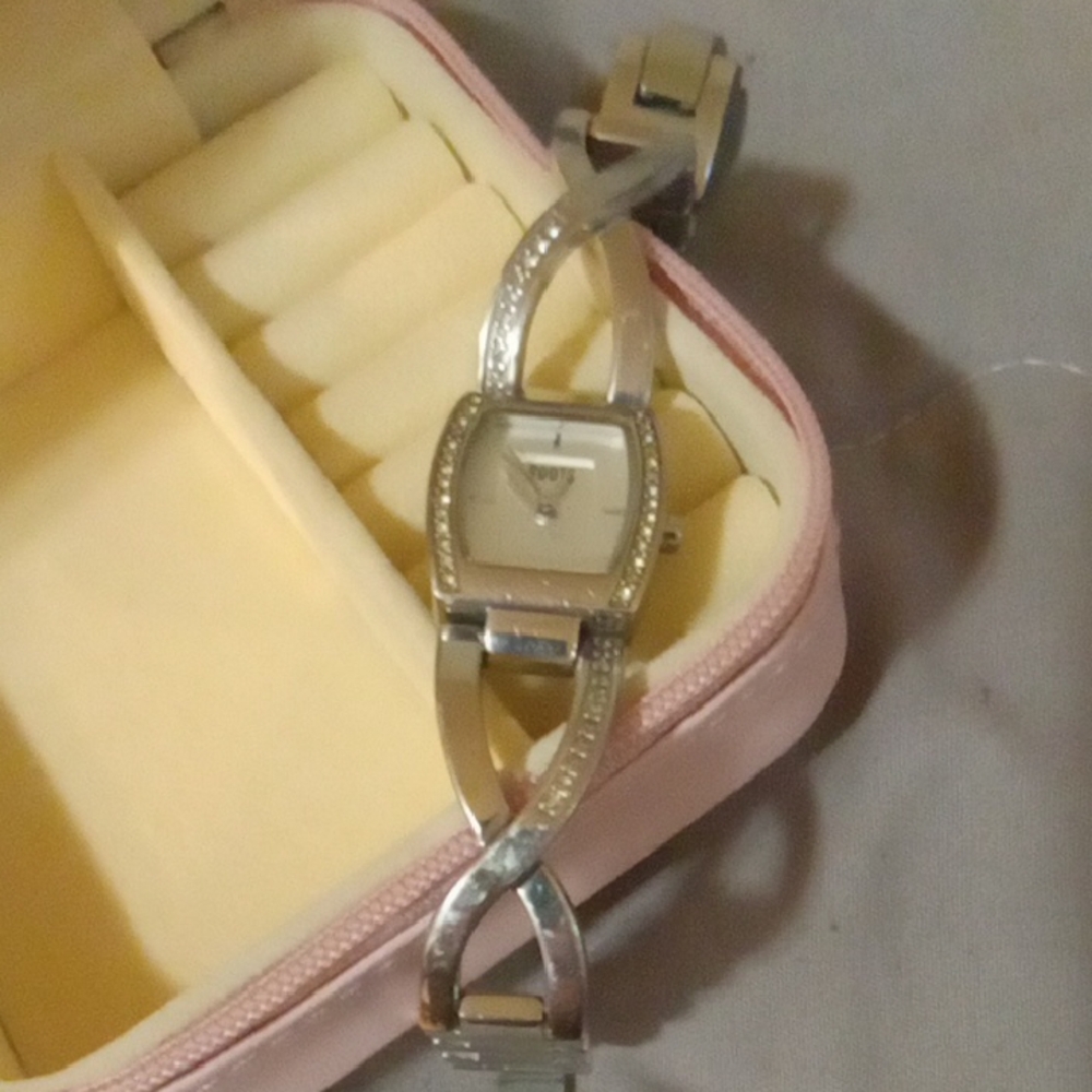 #36 Elegant Vintage Silver Roots Women's Watch
